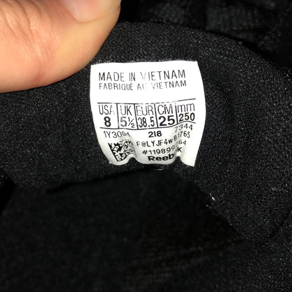 Black Leather Reebok Sneakers - Picture 4 of 4